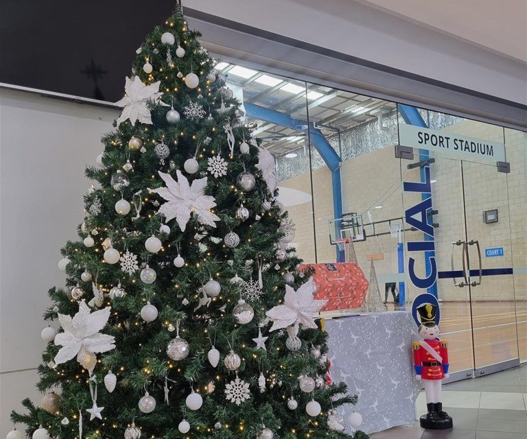 2025 Holiday Opening Hours